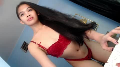 ITS ME NYXIEE online show from July 16, 10:16 pm