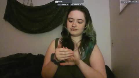 Snapshot of nyxiespleasure chatting on February 24, 8:12 am Nyxie 3 online show from February 24, 8:12 am