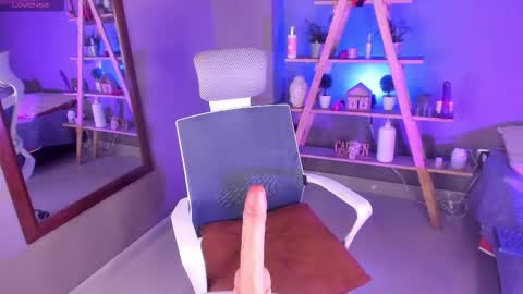 Snapshot of nyxmoonhells chatting on October 18, 9:37 pm Nyx online show from October 18, 9:37 pm