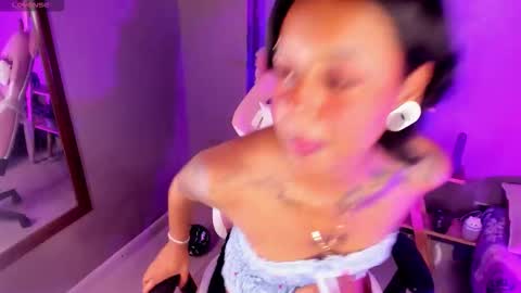 Snapshot of nyxmoonhells chatting on November 10, 8:30 pm Nyx online show from November 10, 8:30 pm