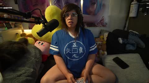 NyxRaven online show from December 14, 12:44 pm