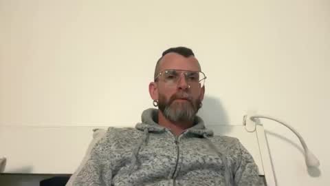 Snapshot of o_johnny_deep_o chatting on November 23, 11:43 am Jonathan Deep online show from November 23, 11:43 am