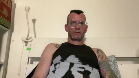 Jonathan Deep online show from April 19, 8:00 pm