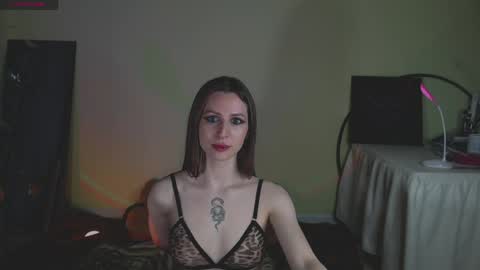 Oaklyn online show from May 2, 9:20 pm