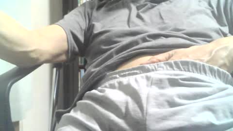 Snapshot of obahiro823844 chatting on July 19, 1:15 pm obahiro823844 online show from July 19, 1:15 pm