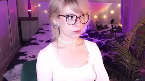 Moonlight online show from March 26, 8:31 am