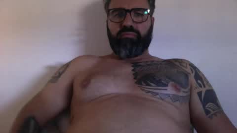 Snapshot of obelixx69xx chatting on October 2, 2:13 pm obelixx69xx online show from October 2, 2:13 pm