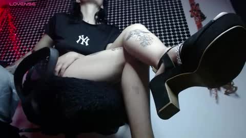 obey_missraven online show from November 12, 10:26 am