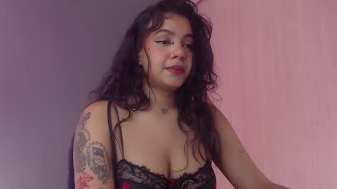 Vale online show from November 15, 4:14 pm