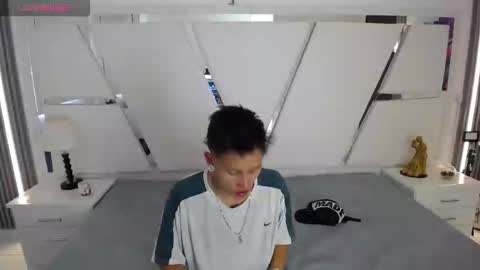 oblivionlove online show from February 2, 12:59 pm