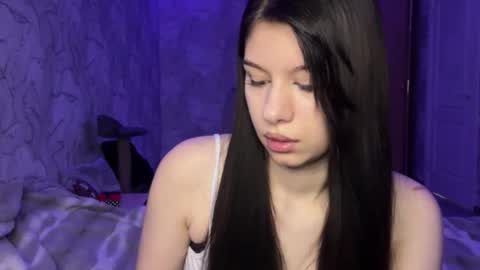 Snapshot of obsidian_glow chatting on November 19, 8:14 am Amelia online show from November 19, 8:14 am