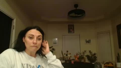 SimplyUs online show from October 26, 7:03 am