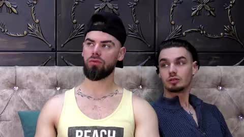 Snapshot of oceanheat chatting on November 27, 10:34 pm OceanHeart online show from November 27, 10:34 pm