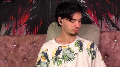 Snapshot of oceanheat chatting on December 3, 4:20 am OceanHeart online show from December 3, 4:20 am