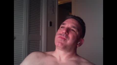 Snapshot of oceanmanx chatting on October 17, 4:04 am Ocean online show from October 17, 4:04 am