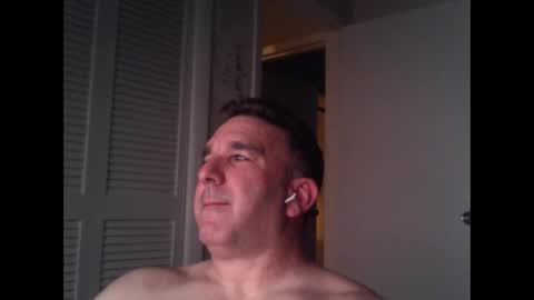 Snapshot of oceanmanx chatting on October 24, 3:14 am Ocean online show from October 24, 3:14 am