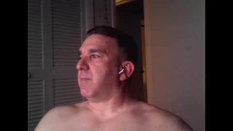 Snapshot of oceanmanx chatting on October 26, 3:01 am Ocean online show from October 26, 3:01 am