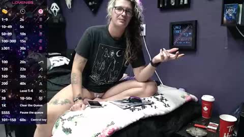 Oddy With A Body online show from November 5, 5:29 am