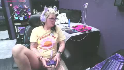 Oddy With A Body online show from March 9, 6:28 am