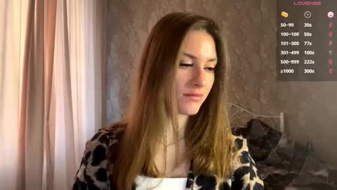 Mia online show from January 16, 9:02 am