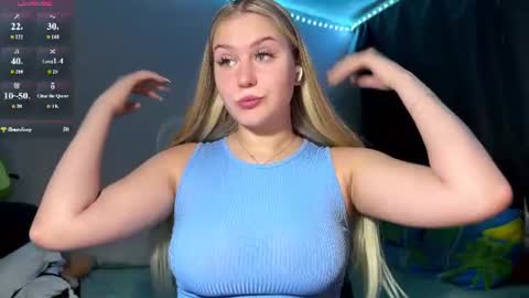 Lili online show from June 19, 2:32 pm