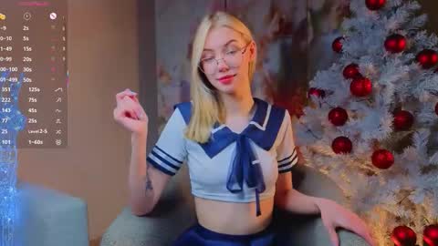 Snapshot of odelyncure chatting on January 9, 11:02 am Lynna online show from January 9, 11:02 am