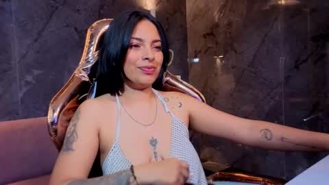 Snapshot of odette_b chatting on November 24, 3:39 am odette_b online show from November 24, 3:39 am