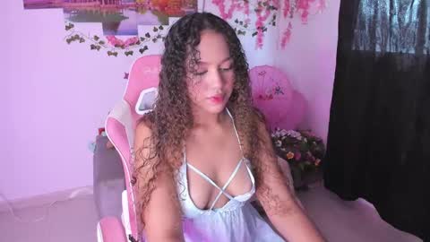 Odette  online show from October 1, 8:48 pm