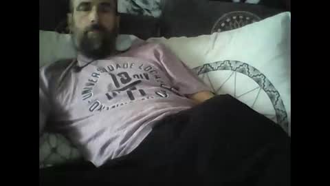 Snapshot of oedipe666 chatting on October 29, 1:46 pm oedipe666cam online show from October 29, 1:46 pm