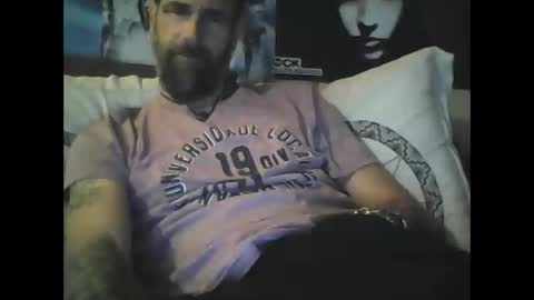 Snapshot of oedipe666 chatting on November 3, 4:41 pm oedipe666cam online show from November 3, 4:41 pm