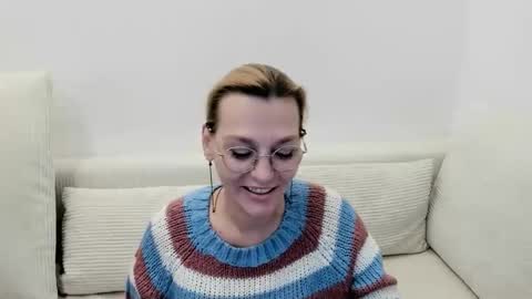 Snapshot of oeigesmik chatting on March 27, 10:15 am oeigesmik online show from March 27, 10:15 am