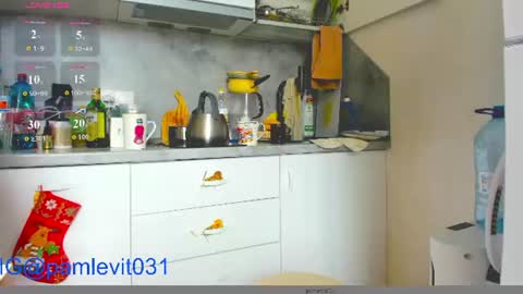 Snapshot of office_online_ chatting on June 27, 8:30 am marry online show from June 27, 8:30 am