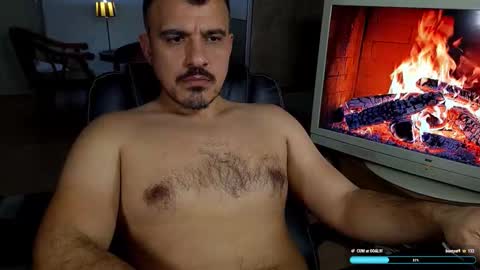 officeman7 online show from February 17, 4:02 pm