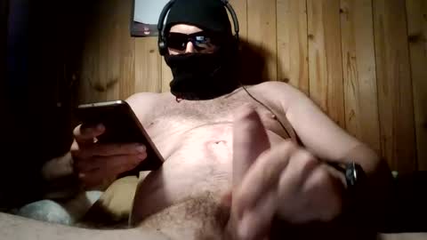 Snapshot of officeseriousdick chatting on June 14, 4:25 am officeseriousdick online show from June 14, 4:25 am