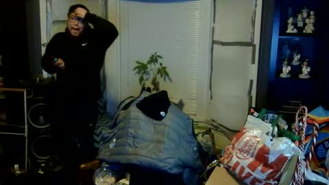 oscar flores online show from March 3, 7:03 am