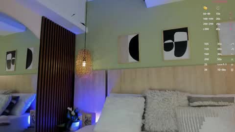 Holly online show from March 18, 11:24 am