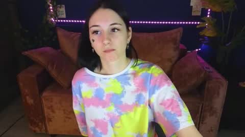 Snapshot of oh_kate_ chatting on February 26, 1:37 am oh_kate_ online show from February 26, 1:37 am