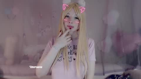 Snapshot of oh_pichuu chatting on September 22, 11:12 am Milly online show from September 22, 11:12 am
