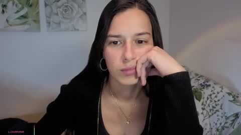 Snapshot of ohanna_ chatting on April 26, 12:30 am ohanna_ online show from April 26, 12:30 am