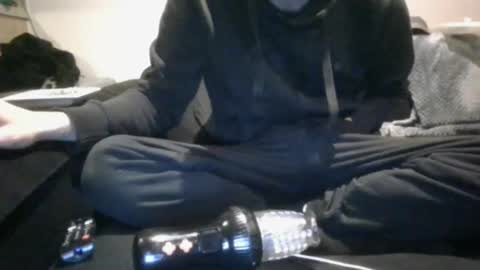 Snapshot of ohmibodslave chatting on December 17, 7:15 pm TheDee online show from December 17, 7:15 pm