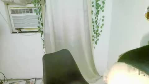 ohmyalessandraxcx online show from October 9, 12:03 pm