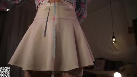 Claire online show from November 7, 7:36 pm