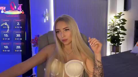 Emma online show from October 20, 1:17 am