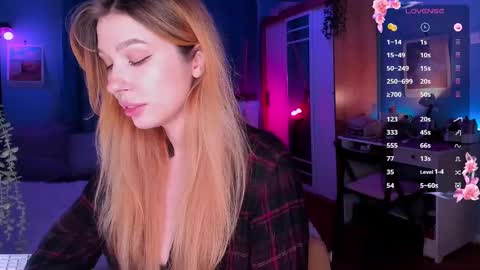 Snapshot of ohmymiami_ chatting on February 27, 9:14 pm Light online show from February 27, 9:14 pm