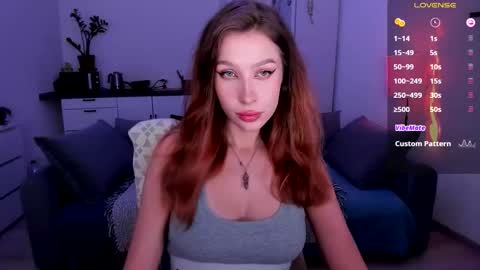 Snapshot of ohmymiami_ chatting on September 11, 10:10 pm Light online show from September 11, 10:10 pm