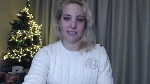 Mari online show from January 1, 9:31 pm