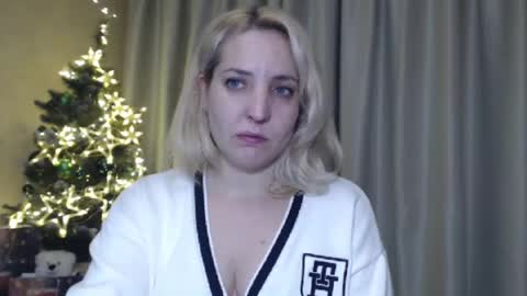 Mari online show from January 3, 3:44 pm