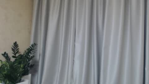 Mari online show from January 28, 9:40 pm