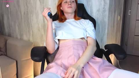 Snapshot of ohyumiyes chatting on September 11, 9:37 pm Yumi online show from September 11, 9:37 pm