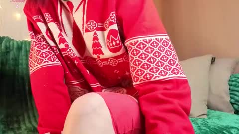 Yumi online show from December 19, 9:33 pm